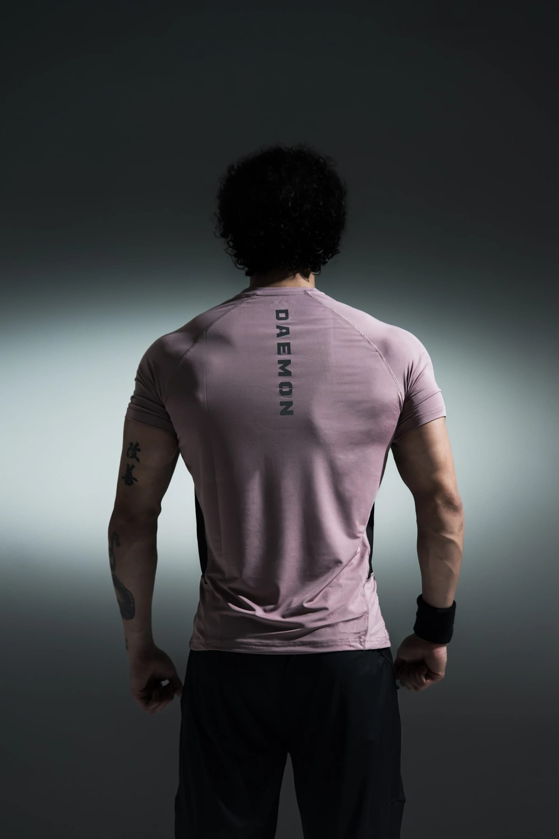 AERIS Performance Tee - Salmon