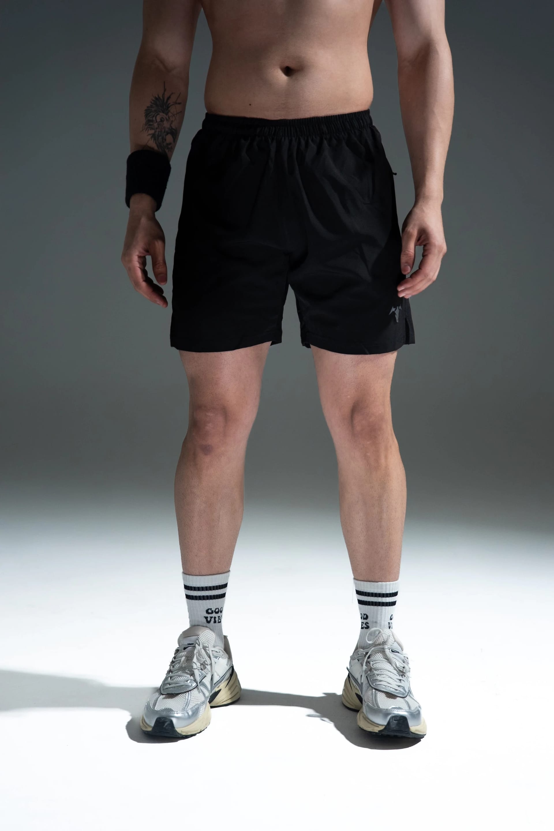 PHANTOM Hybrid Shorts - Black 